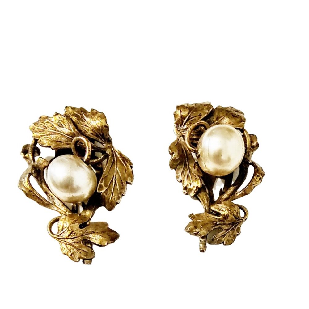 1930s Vintage Fur Dress Clips Pins Gold Tone Metal Grapes Design With Pearls